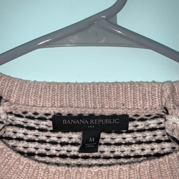 Banana Republic Sweater - Picture 2 of 3